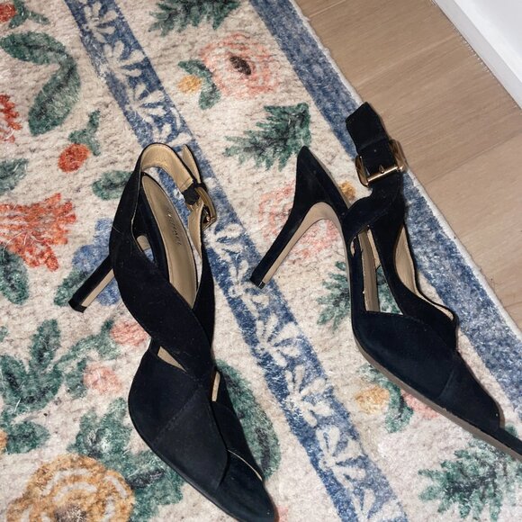 Well Worn Black Velvet Sandal Heels – Michael Kors - Picture 3 of 4